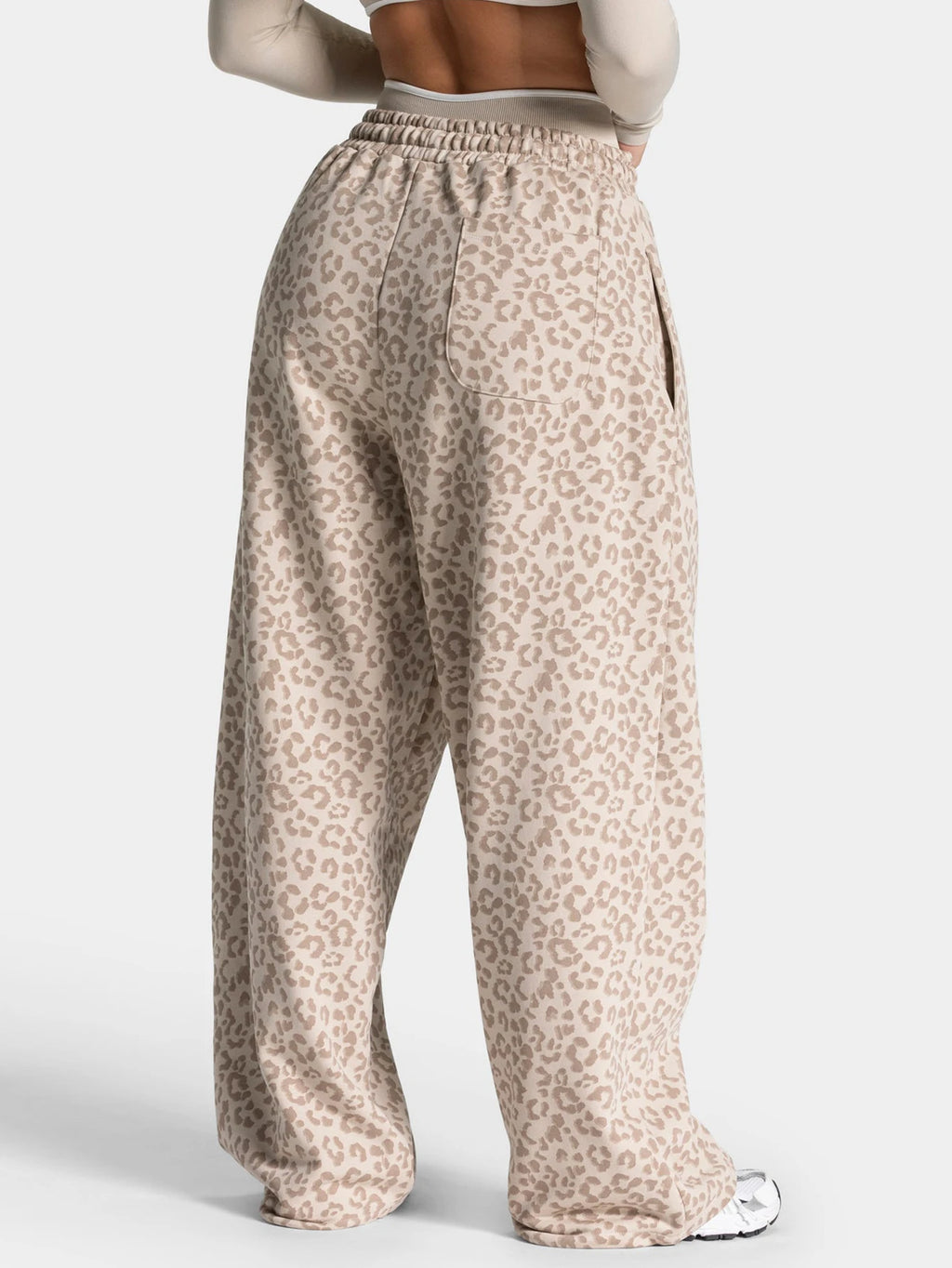 Yoga Pants Wide Leg Leopardenmuster Detailansicht Hinten Creme