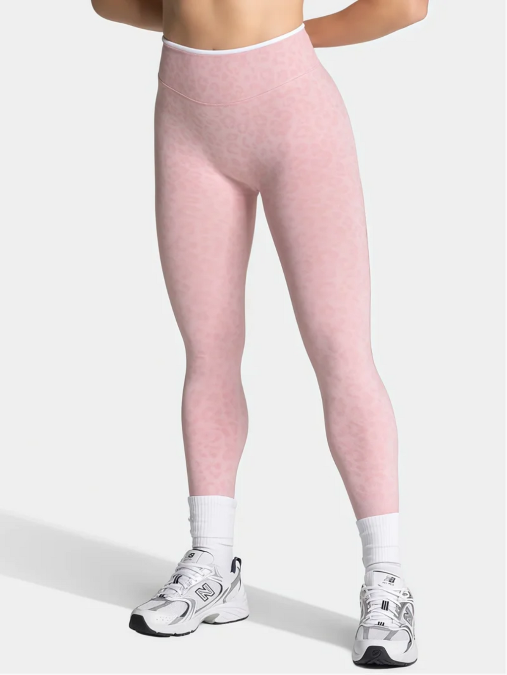 High-Waist Scrunch Leggings Leopardenmuster Vorderansicht Rosa